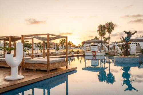 Imagen 2 de Lago Resort Menorca - Casas del Lago Adults Only