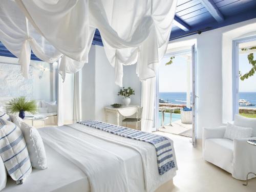 Imagen 1 de Mykonos Blu, Grecotel Boutique Resort