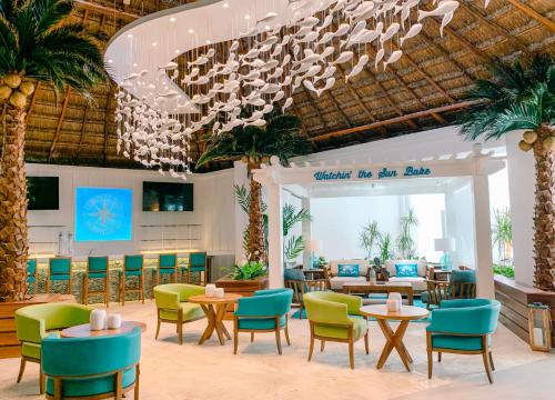 Imagen 2 de Margaritaville Island Reserve Riviera Cancún - An All-Inclusive Experience for All